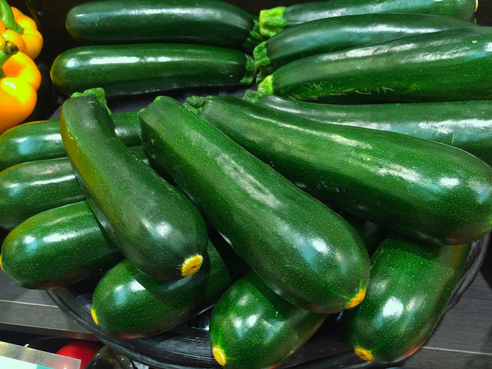vellutata fredda di zucchine e menta
